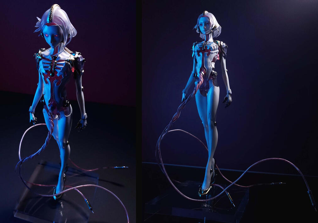 Due to the transparent material of the inner &quot;flesh&quot;, light can pass through the figure and create a glowing effect.